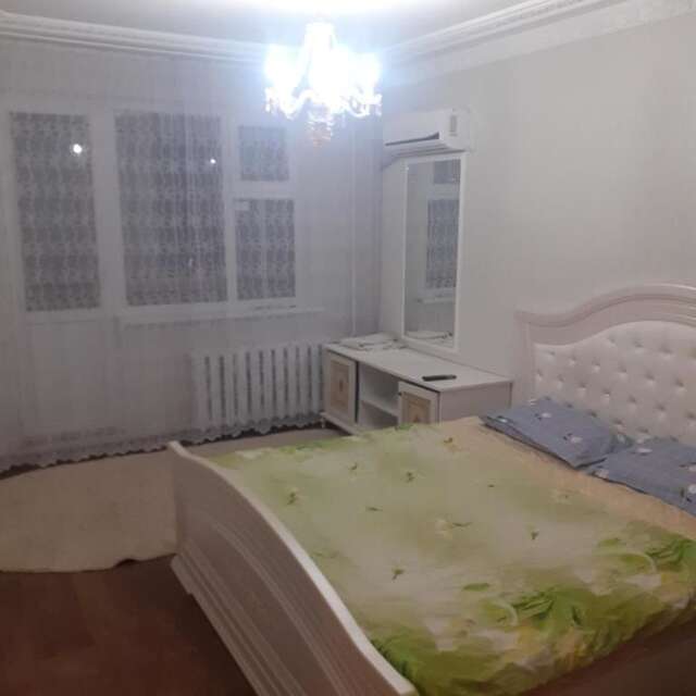 Апартаменты Квартира в центре города Уральск-17